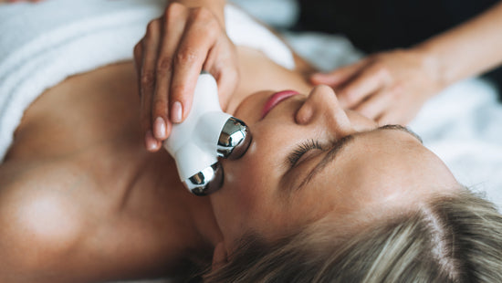 Microcurrent Facials: Is It Really A Non-Invasive Facelift?!